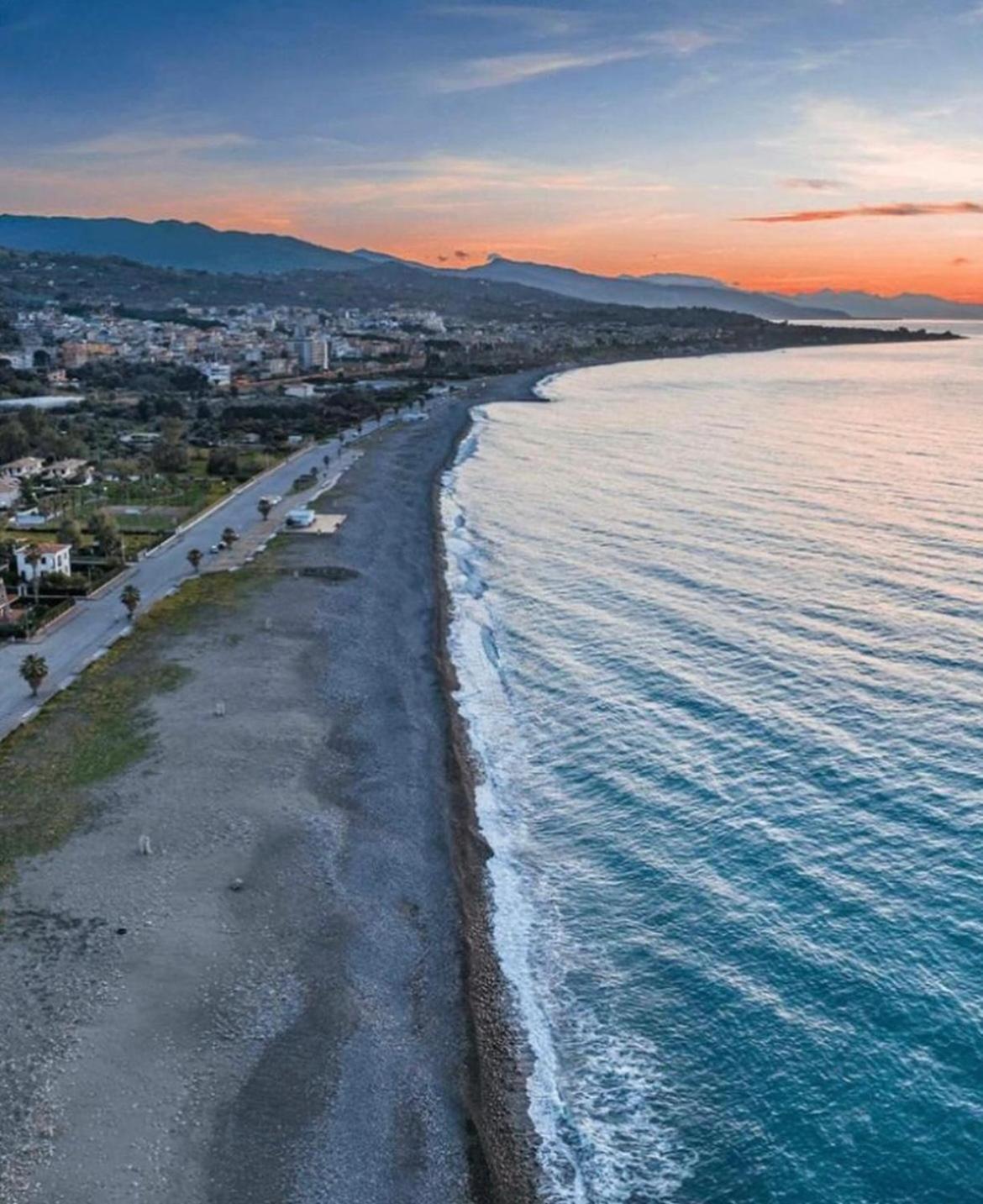 Appartamento Vista Isole Eolie Acquedolci Extérieur photo
